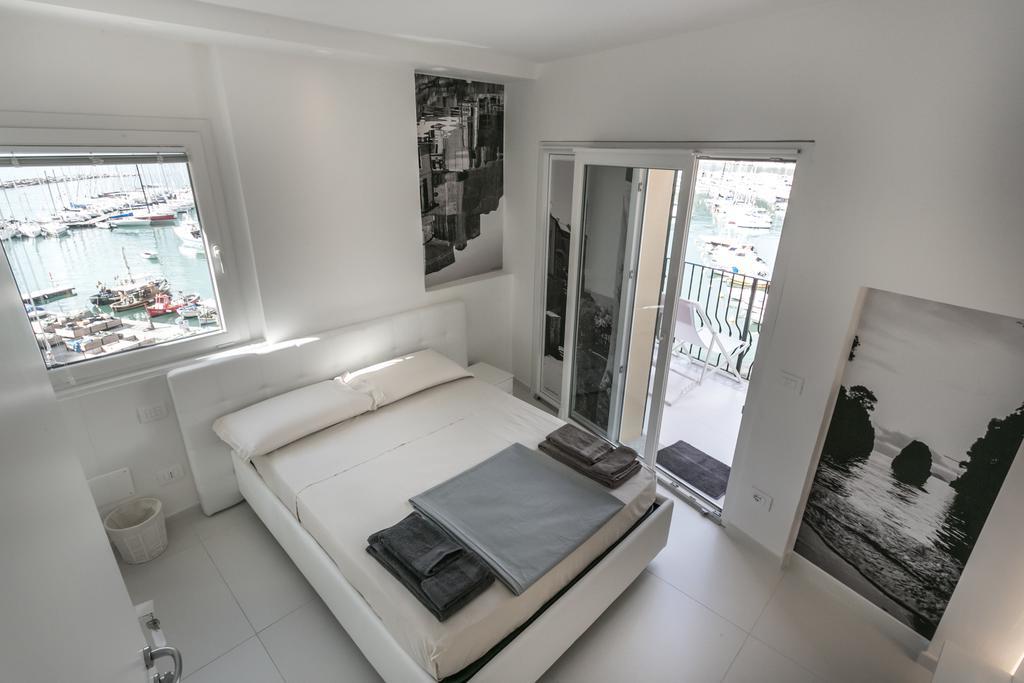 Al Molo Sea View Rooms Lerici Extérieur photo