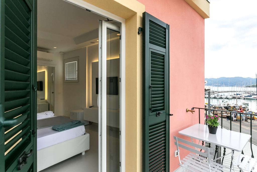 Al Molo Sea View Rooms Lerici Extérieur photo