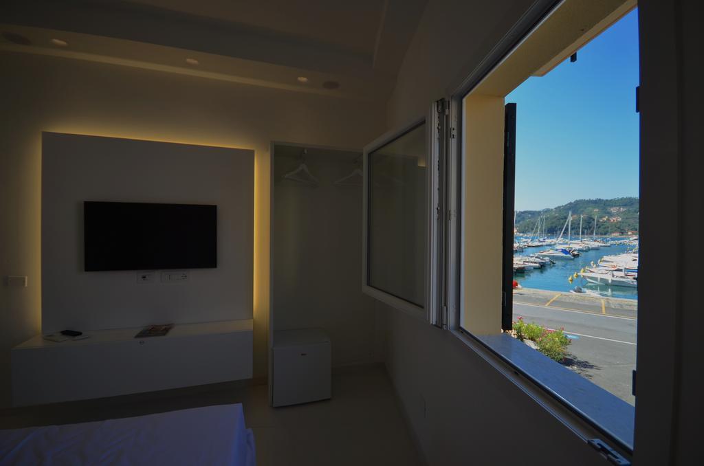 Al Molo Sea View Rooms Lerici Extérieur photo